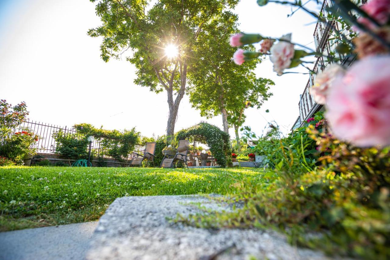 Nido Degli Dei Villa อาเจโรลา ภายนอก รูปภาพ