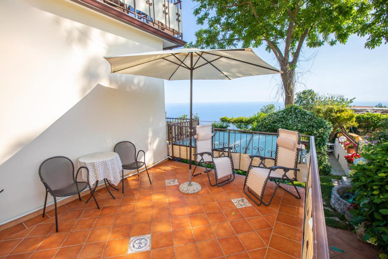 Nido Degli Dei Villa อาเจโรลา ภายนอก รูปภาพ