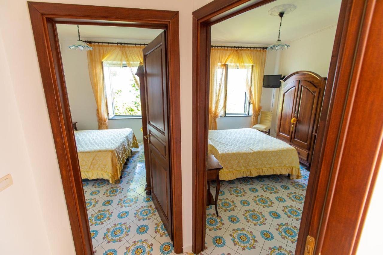 Nido Degli Dei Villa อาเจโรลา ภายนอก รูปภาพ