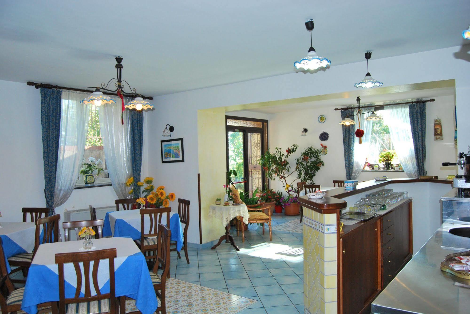 Nido Degli Dei Villa อาเจโรลา ภายนอก รูปภาพ