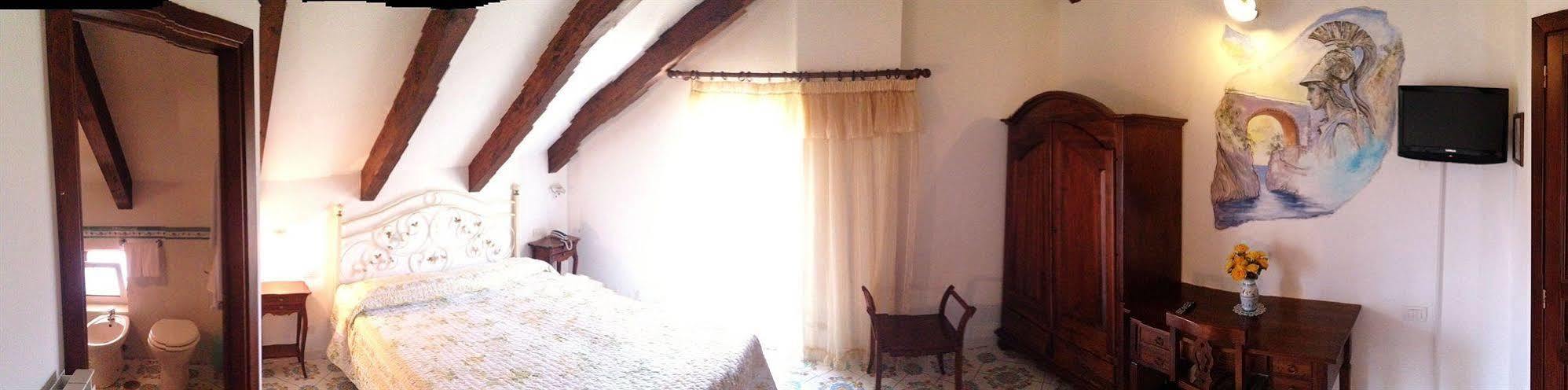 Nido Degli Dei Villa อาเจโรลา ภายนอก รูปภาพ